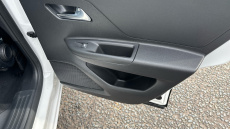 Vauxhall Mokka 100kW Design 50kWh 5dr Auto Electric Hatchback